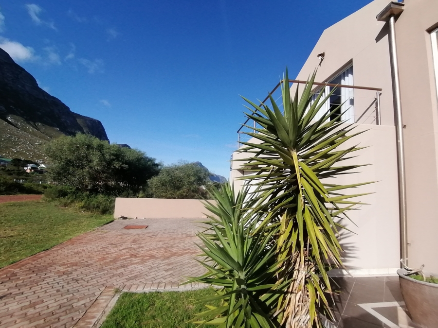 5 Bedroom Property for Sale in Bettys Bay Western Cape